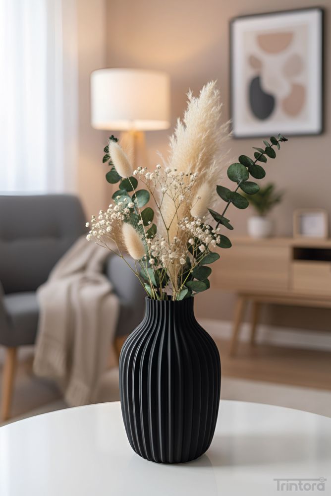 Dekoratif Modern Vazo – Oluklu Yüzey Tasarım | Siyah Renk